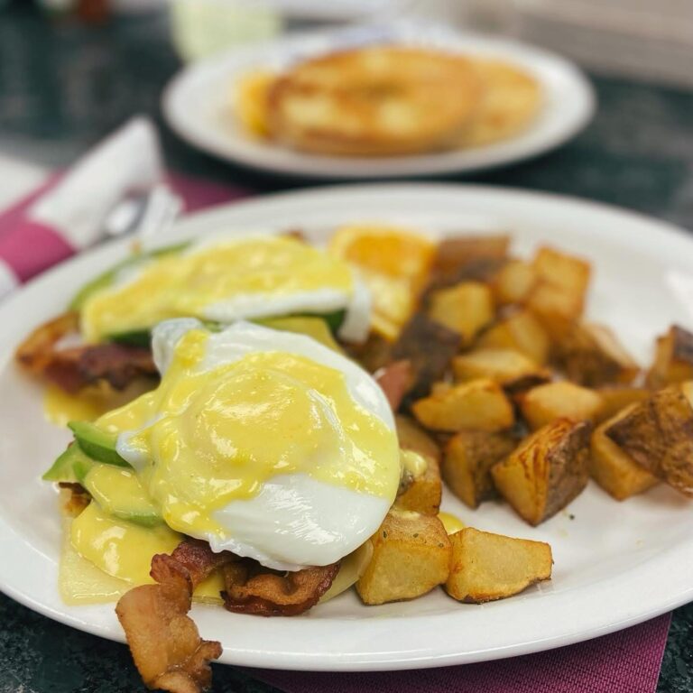 BUPPAS GALERY 4 768x768